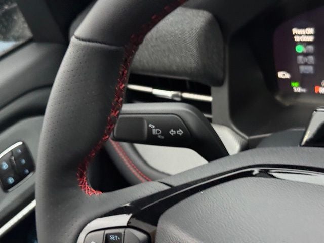 2026 Ford Explorer ST-Line w/Glass Roof + Premium Pkg