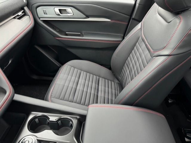 2026 Ford Explorer ST-Line w/Fixed Glass Roof