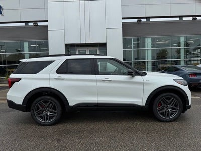 2026 Ford Explorer ST-Line w/Fixed Glass Roof