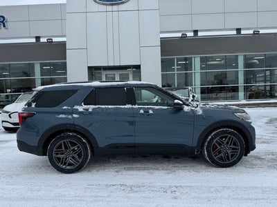 2026 Ford Explorer ST-Line w/Glass Roof + Keyless Entry Keypad