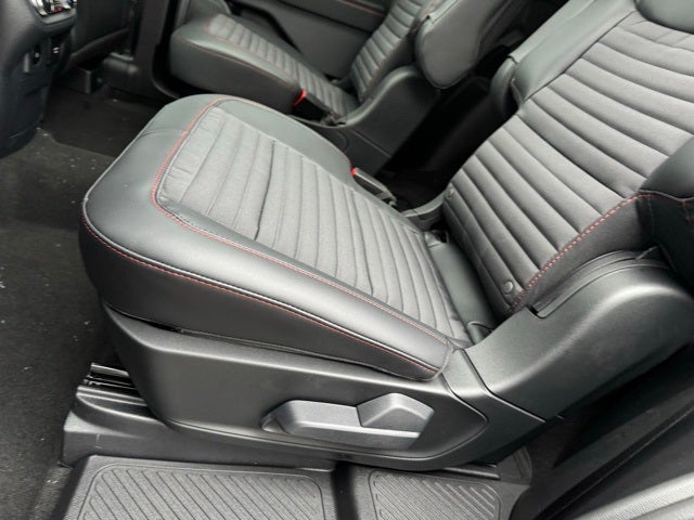 2026 Ford Explorer ST-Line w/Glass Roof + Keyless Entry Keypad