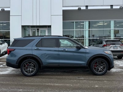 2026 Ford Explorer ST-Line w/Glass Roof + Keyless Entry Keypad
