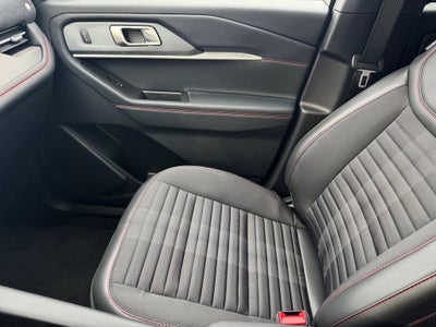 2026 Ford Explorer ST-Line w/Glass Roof + Premium Pkg