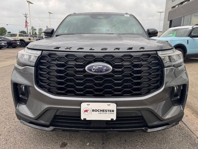 2026 Ford Explorer ST-Line w/Glass Roof + Premium Pkg