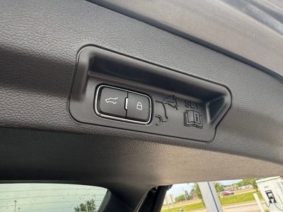 2026 Ford Explorer ST-Line w/Glass Roof + Premium Pkg
