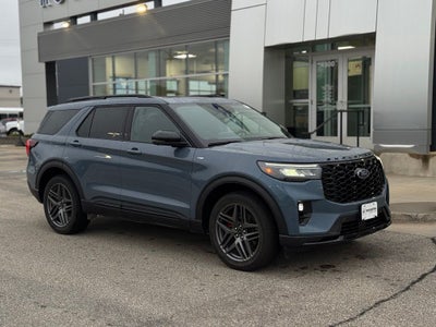 2026 Ford Explorer ST-Line w/Glass Roof + Heated Second Row Seats