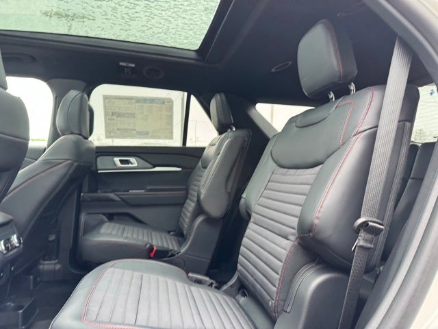 2026 Ford Explorer ST-Line Street Pack