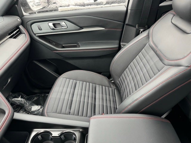 2026 Ford Explorer ST-Line Street Pack