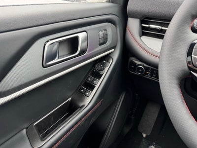 2026 Ford Explorer ST-Line Street Pack