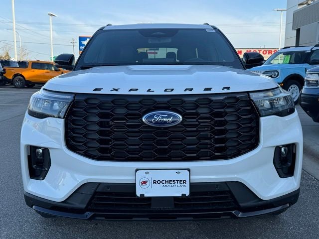 2026 Ford Explorer ST-Line w/ Panoramic Glass Roof