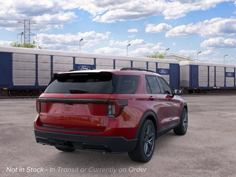 2026 Ford Explorer ST-Line w/Glass roof + Premium Pkg