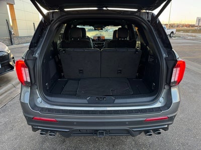 2025 Ford Explorer ST w/ Twin Panel Moonroof + Massaging Seats