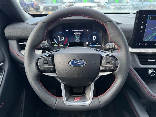 2026 Ford Explorer ST w/Fixed Glass Roof + Massaging Seats
