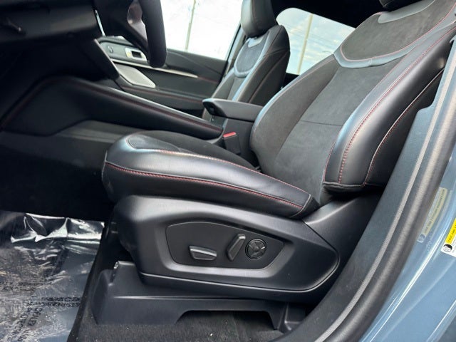 2026 Ford Explorer ST w/Fixed Glass Roof + Massaging Seats