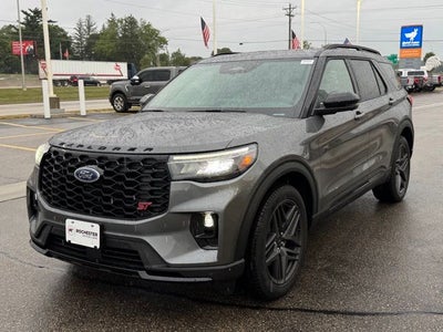 2026 Ford Explorer ST w/Glass Roof + Massaging Seats