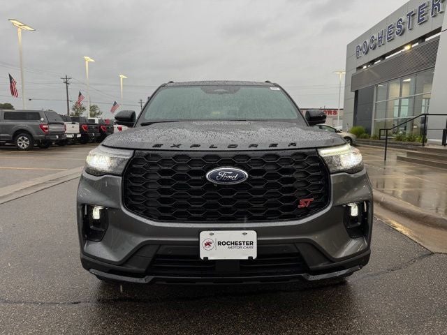 2026 Ford Explorer ST w/Glass Roof + Massaging Seats