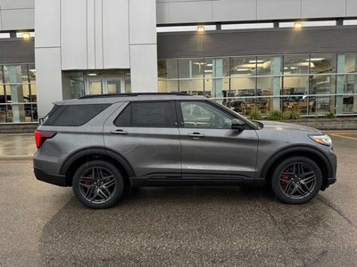 2026 Ford Explorer ST w/Glass Roof + Massaging Seats