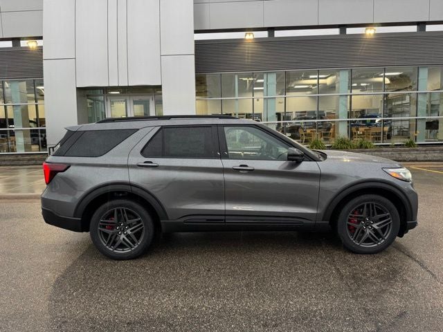2026 Ford Explorer ST w/Glass Roof + Massaging Seats