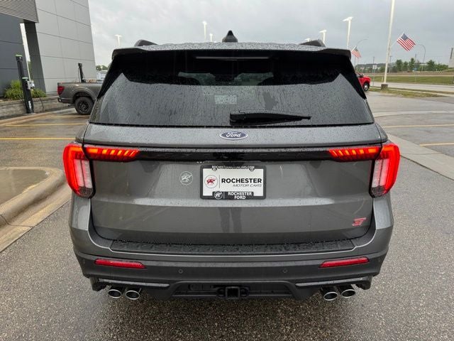2026 Ford Explorer ST w/Glass Roof + Massaging Seats