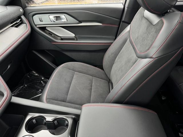 2026 Ford Explorer ST w/Fixed Glass Roof + Massaging Seats