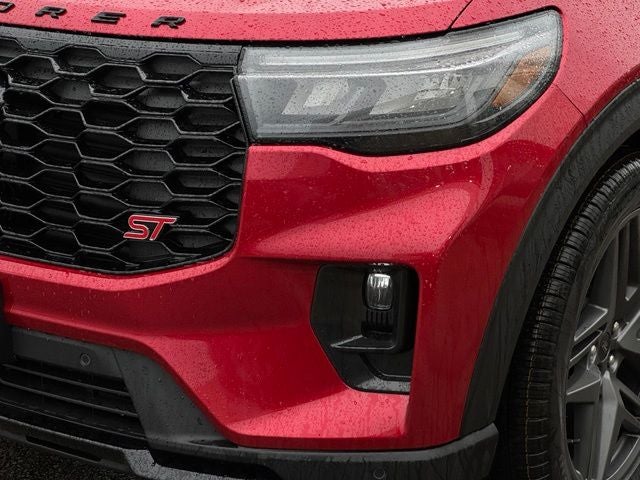 2026 Ford Explorer ST w/Fixed Glass Roof + Massaging Seats