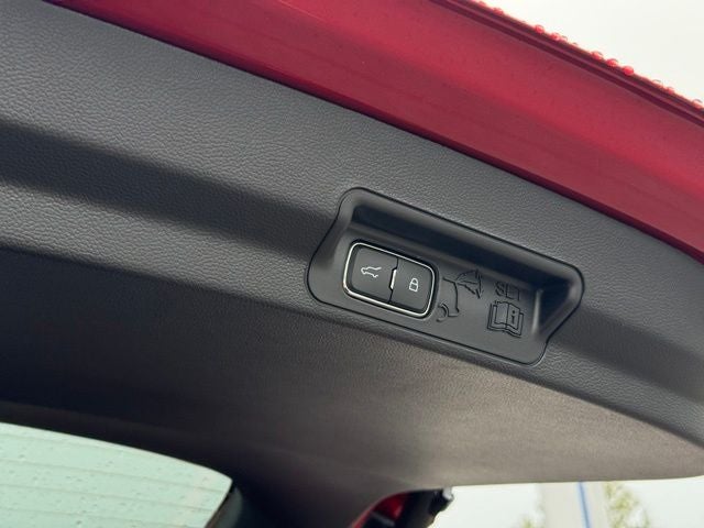 2026 Ford Explorer ST w/Fixed Glass Roof + Massaging Seats