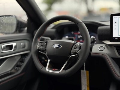 2026 Ford Explorer ST w/Glass Roof + Massaging Seats