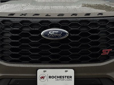 2026 Ford Explorer ST w/Glass Roof + Massaging Seats