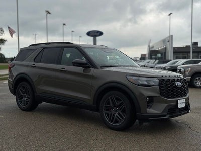 2026 Ford Explorer ST w/Glass Roof + Massaging Seats