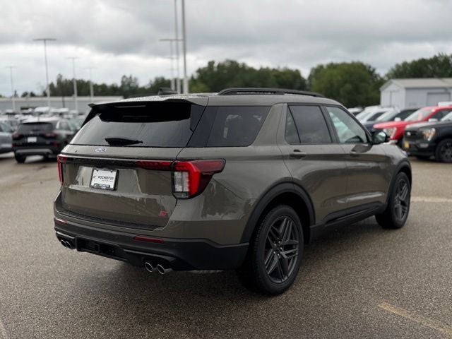 2026 Ford Explorer ST w/Glass Roof + Massaging Seats