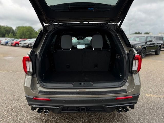 2026 Ford Explorer ST w/Glass Roof + Massaging Seats