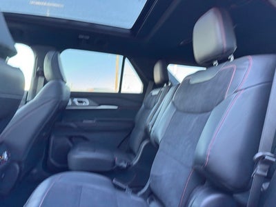 2026 Ford Explorer ST w/Glass Roof + Massaging Seats