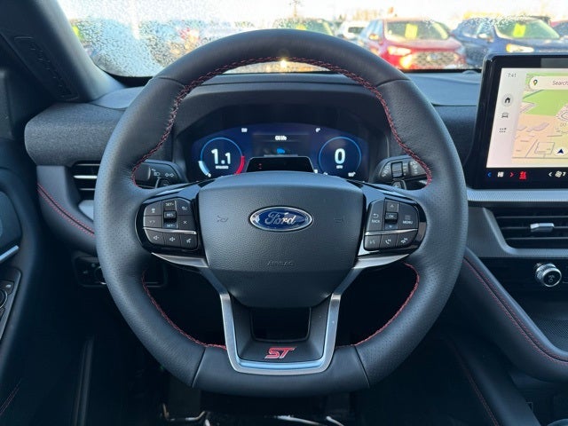 2026 Ford Explorer ST w/Glass Roof + Massaging Seats