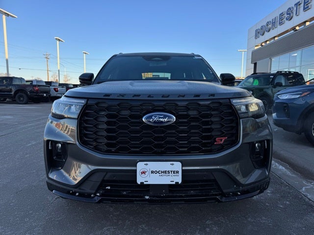2026 Ford Explorer ST w/Glass Roof + Massaging Seats