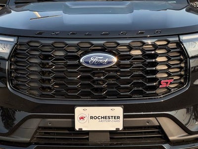 2026 Ford Explorer ST w/Glass Roof + Massaging Seats