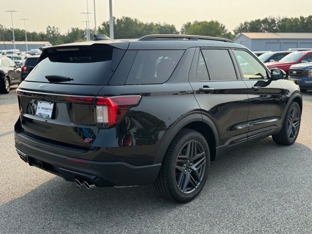 2026 Ford Explorer ST w/Glass Roof + Massaging Seats
