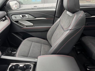 2026 Ford Explorer ST w/Fixed Glass Roof + Massaging Seats