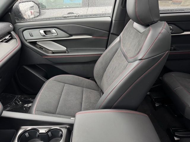 2026 Ford Explorer ST w/Fixed Glass Roof + Massaging Seats