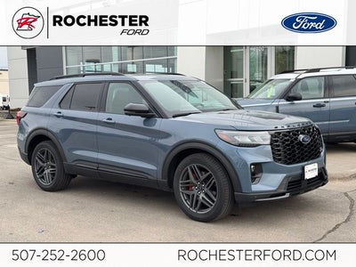 2026 Ford Explorer ST w/Panoramic Glass Roof + Massaging Seats