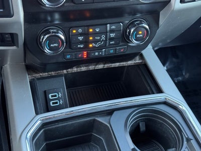 2019 Ford F-250SD Lariat w/ Rear CHMSL Camera + Ultimate Package