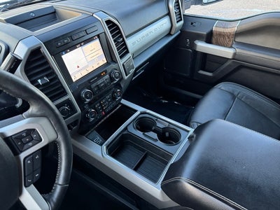 2019 Ford F-250SD Lariat w/ Rear CHMSL Camera + Ultimate Package