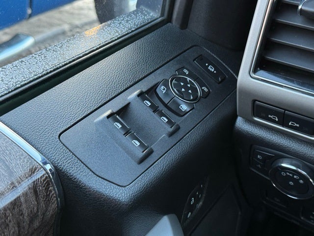 2019 Ford F-250SD Lariat w/ Rear CHMSL Camera + Ultimate Package