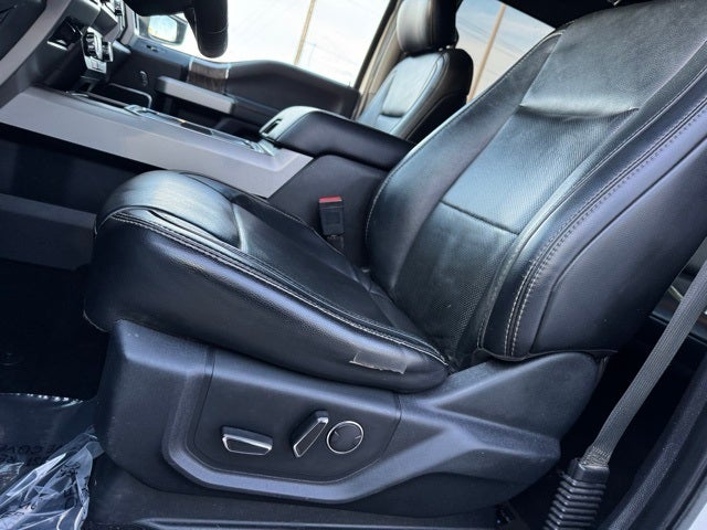 2019 Ford F-250SD Lariat w/ Rear CHMSL Camera + Ultimate Package