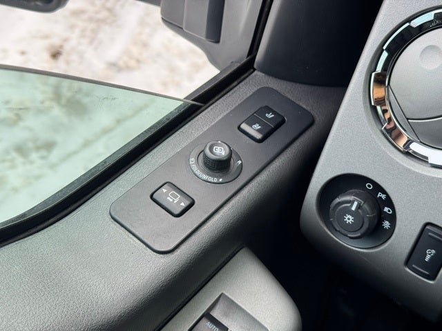 2015 Ford F-250SD Lariat w/ Remote Start + Rear Camera