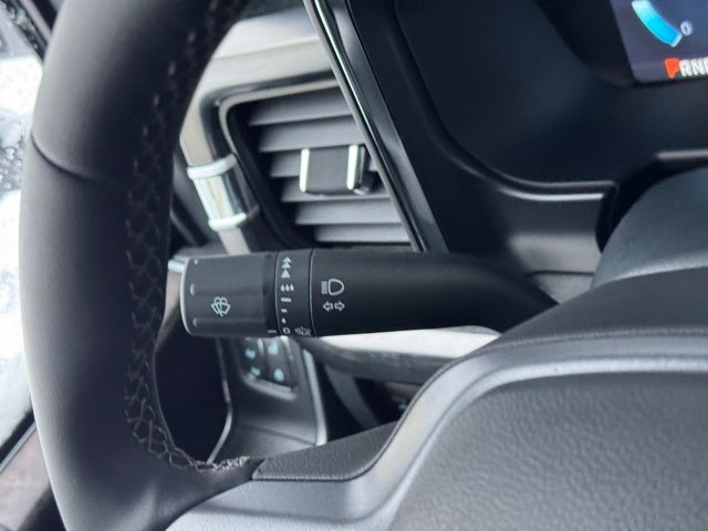 2026 Ford F-350SD Lariat w/ Twin Panel Moonroof + 2kw Pro Power Onboard