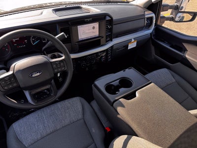 2027 Ford F-350SD XLT w/5th Wheel Prep + 360 Camera