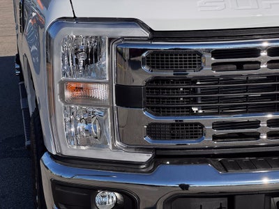 2027 Ford F-350SD XLT w/5th Wheel Prep + 360 Camera