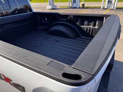 2027 Ford F-350SD XLT w/5th Wheel Prep + 360 Camera