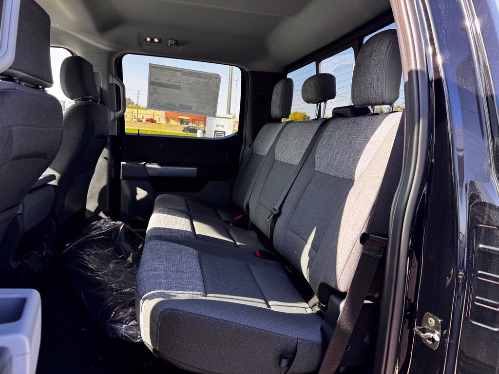 2027 Ford F-350SD XLT w/5th Wheel Prep + 360 Camera