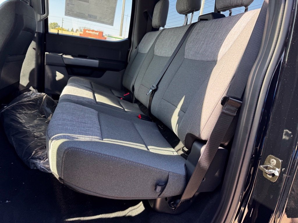 2027 Ford F-350SD XLT w/5th Wheel Prep + 360 Camera